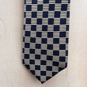 Robert Talbott 59•4 in. Blue and cream checkered tie. Great condition.